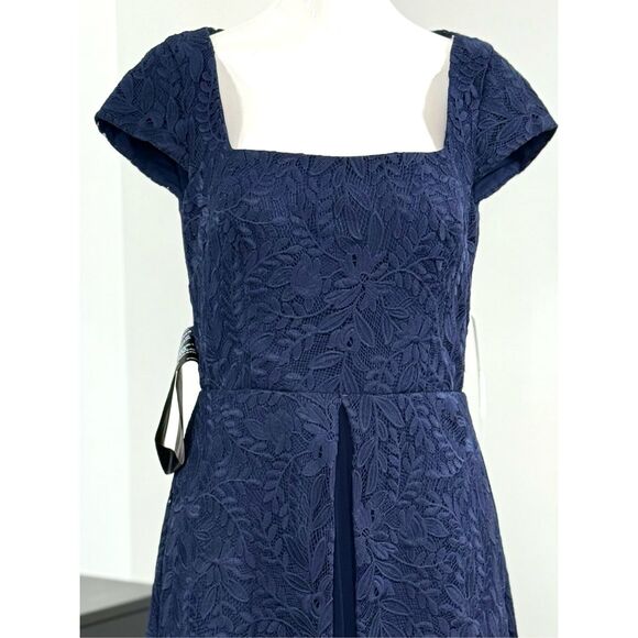 Kay Unger Claudia Pleated Lace Gown Size 4 $398 - Picture 7 of 9